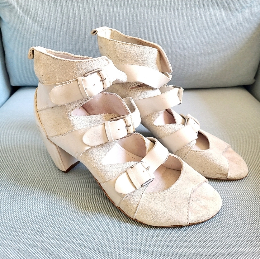 Vintage AllSaints Chalk White Suede & Leather Strap Heeled Sandal Sz 39